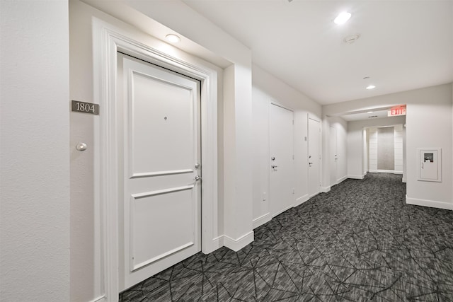 3333 Allen Pkwy Unit 1804, Houston, TX 77019 - hallway with baseboards and recessed lighting