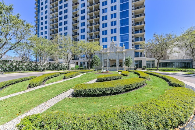3333 Allen Pkwy Unit 1804, Houston, TX 77019 - view of surrounding community