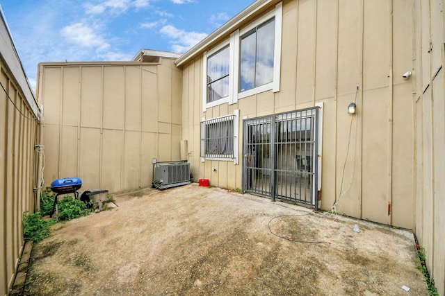12041 Willow Trl, Houston, TX 77035 - view of patio / terrace
