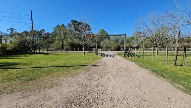 1001 Indian Shores Rd, Crosby, TX 77532