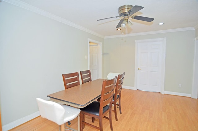 2719 Sweetgum St, Pasadena, TX 77502 - dining area featuring light wood-style flooring, crown molding, ceiling fan, baseboards, and recessed lighting