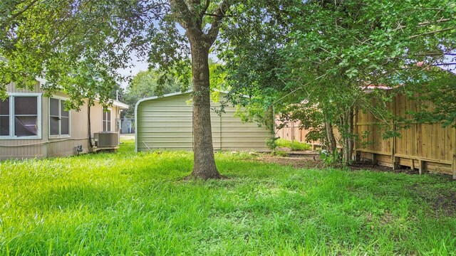 12109 22nd St, Santa Fe, TX 77510 - view of yard with an outdoor structure