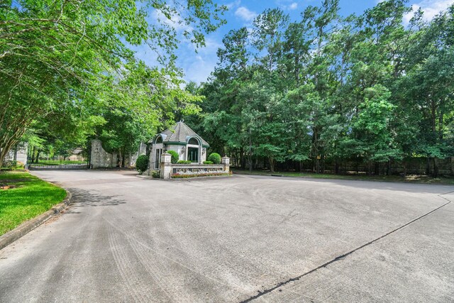 22 Majestic Falls Dr, Houston, TX 77339