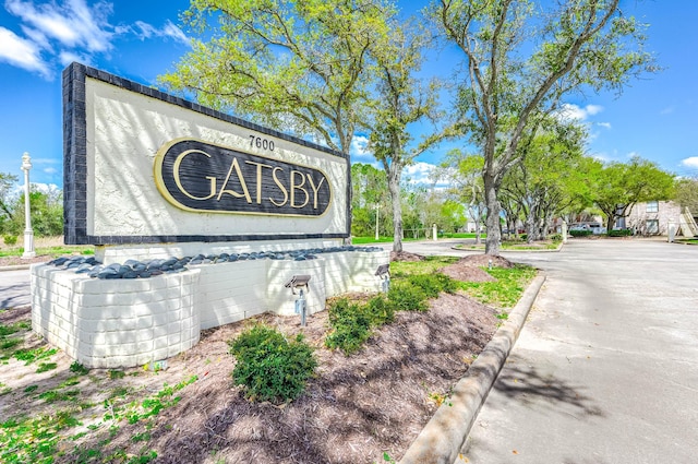 7600 Emmett F Lowry Expy Unit 807, Texas City, TX 77591 - view of community sign