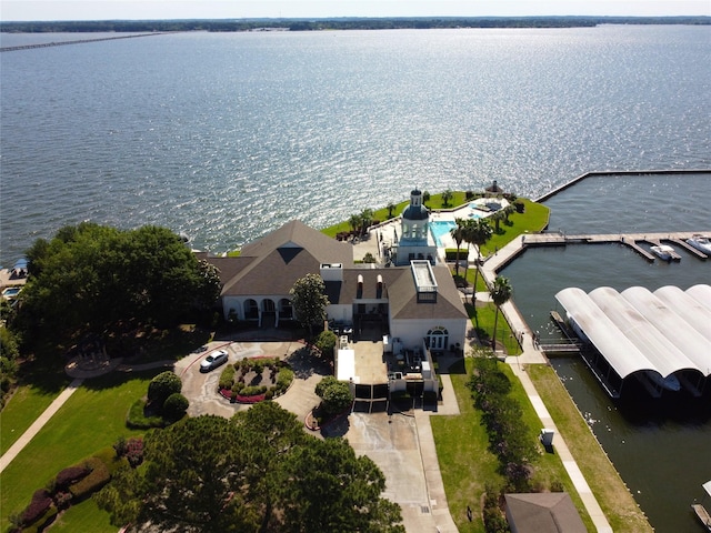 108 Somerton Dr, Montgomery, TX 77356 - aerial view of property and surrounding area with a nearby body of water