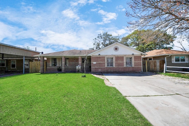 9926 Caffrey St, Houston, TX 77075 - ranch-style home with brick siding and driveway