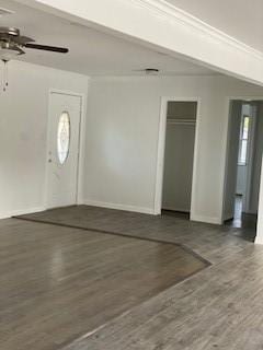 5535 Spellman Rd, Houston, TX 77096 - foyer with baseboards, wood finished floors, and ceiling fan