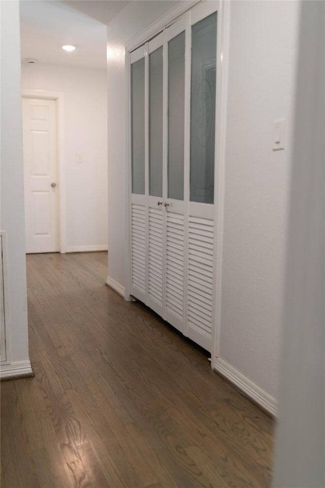 5535 Spellman Rd, Houston, TX 77096 - interior space with baseboards, recessed lighting, and dark wood finished floors