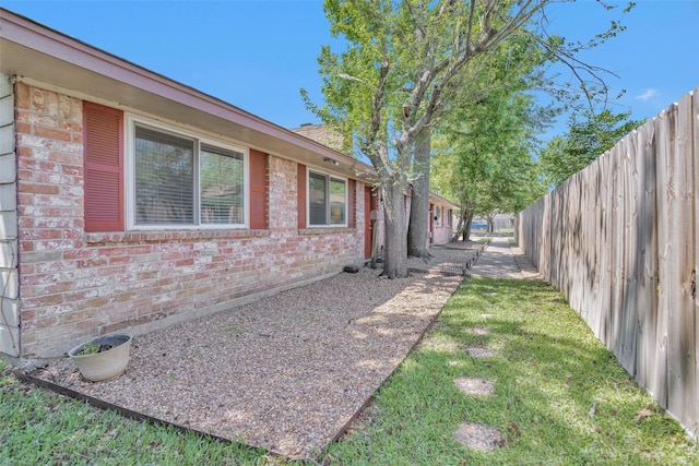 4006 Blalock Rd, Houston, TX 77080 - view of yard featuring a fenced backyard