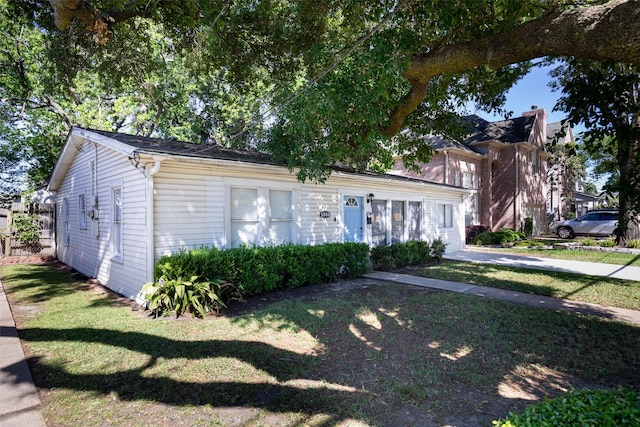 5808 Community Dr, Houston, TX 77005 - view of front of house featuring a front lawn
