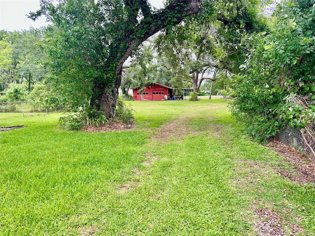 325 Hargett St, Clute, TX 77531 - view of yard