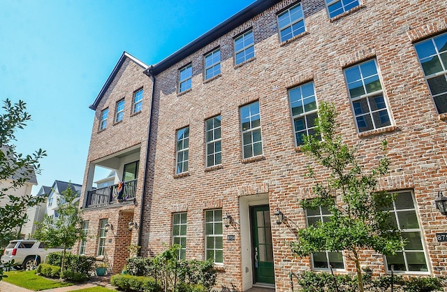 8754 Park Kolbe Ln, Houston, TX 77080 - view of property