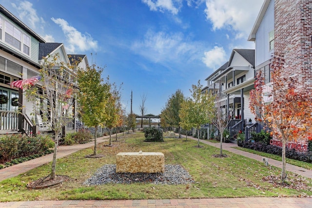 8754 Park Kolbe Ln, Houston, TX 77080 - view of community featuring a lawn