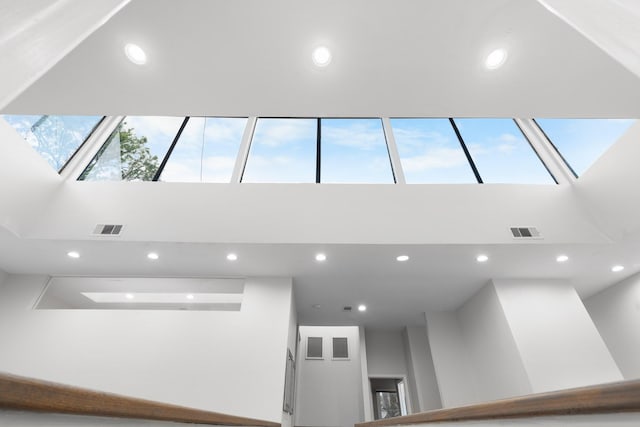 9171 Briar Frst, Houston, TX 77024 - detailed view of recessed lighting