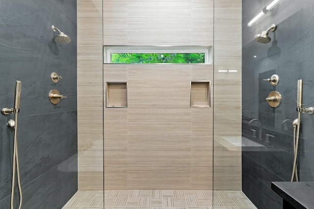 6536 Community Dr, West University Place, TX 77005 - bathroom featuring tiled shower
