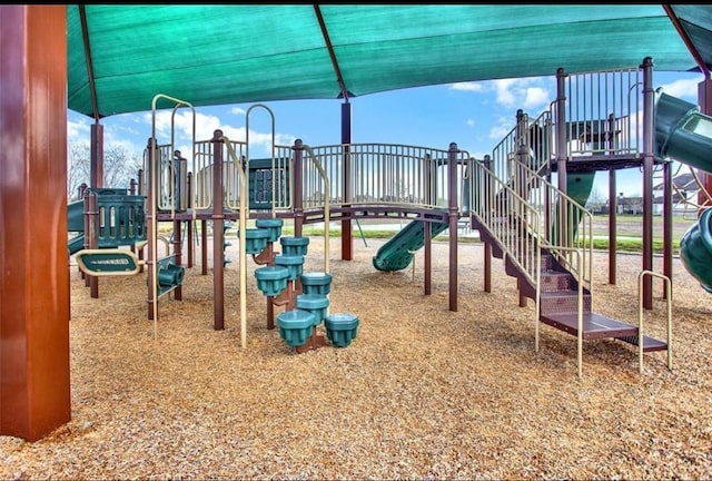 2316 Iron Ridge Ln, Friendswood, TX 77546 - view of community jungle gym