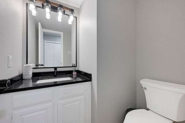 1410 Wesley Ln, Deer Park, TX 77536 - bathroom with toilet and vanity