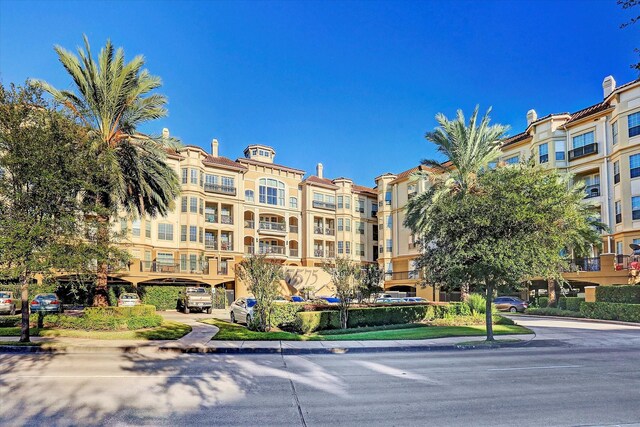 7575 Kirby Dr Unit 1108, Houston, TX 77030 - view of building exterior