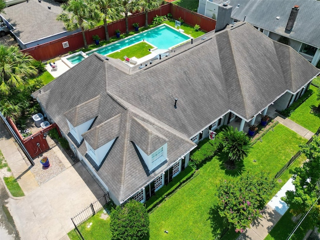 4401 Roseland St, Houston, TX 77006 - aerial view of property and surrounding area with a pool area
