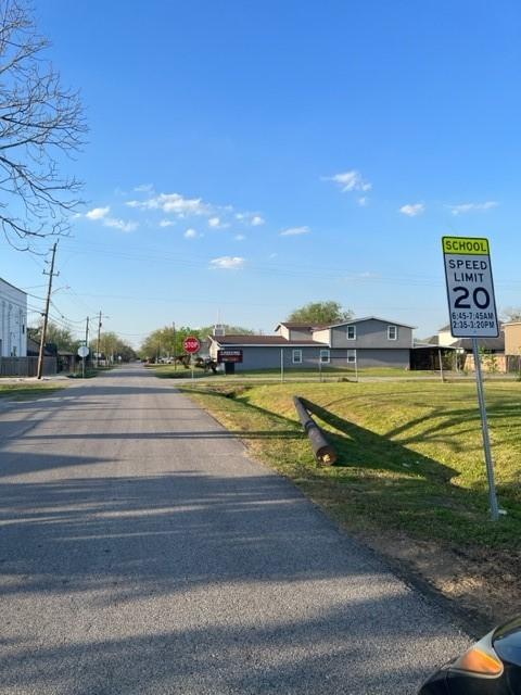 8409 Woodward St, Houston, TX 77051