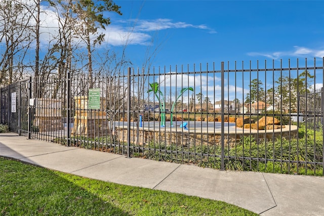 16002 Castaway Ct, Crosby, TX 77532 - view of community