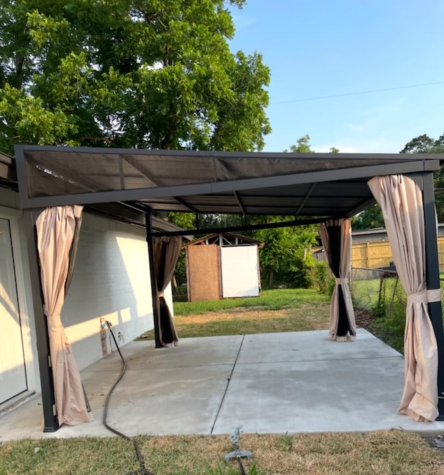 12234 Dumas St, Houston, TX 77034 - view of patio
