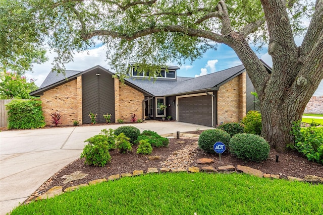 1811 Hunt Dr, Friendswood, TX 77546 - photo 2