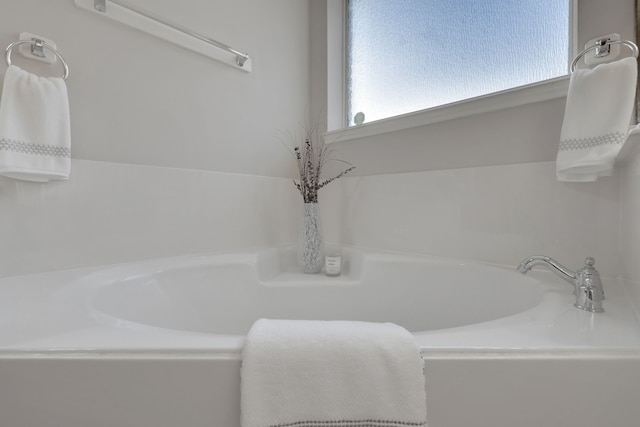 room details with a garden tub