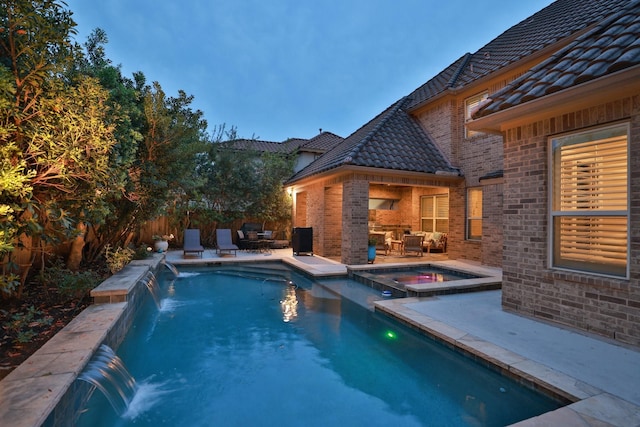 15614 Lake Iris Dr, Houston, TX 77070 - view of swimming pool with a patio and a pool with connected hot tub