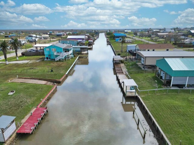 355 County Road 201, Sargent, TX 77414