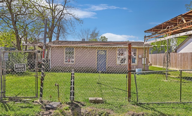 13022 Gladden Dr, Houston, TX 77049 - view of yard with fence