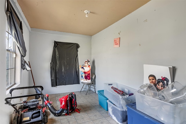 13022 Gladden Dr, Houston, TX 77049 - interior space
