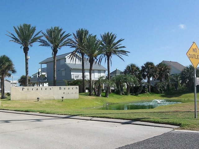 14414 Spy Glass Cir, Galveston, TX 77554 - photo 1