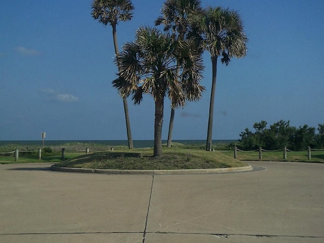 14414 Spy Glass Cir, Galveston, TX 77554 - photo 5