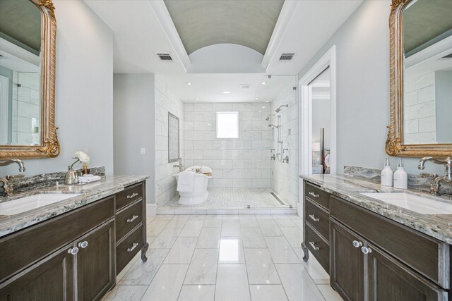 2222 Oxford St, Houston, TX 77008 - full bathroom featuring visible vents, a sink, and a shower stall