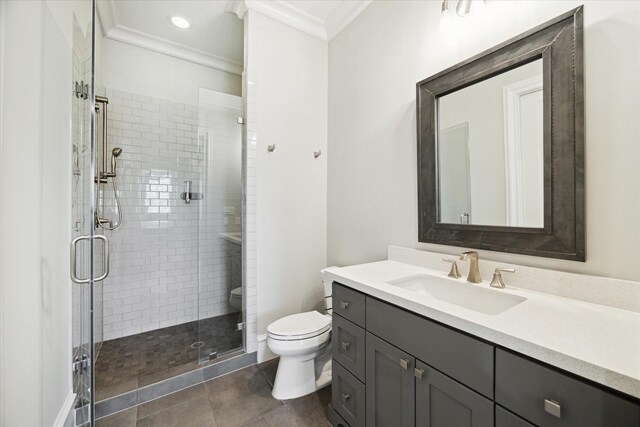2222 Oxford St, Houston, TX 77008 - full bathroom featuring vanity, toilet, a stall shower, and crown molding