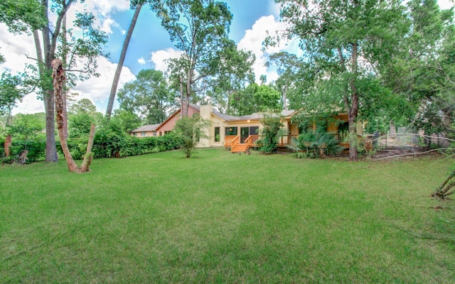 12728 Hollandale Dr, Houston, TX 77082 - view of grassy yard