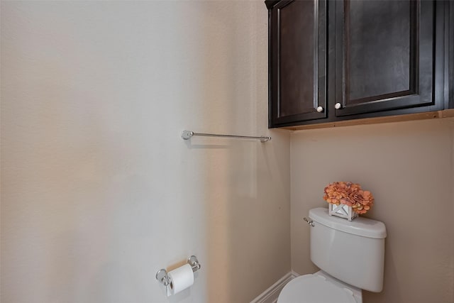 bathroom featuring toilet