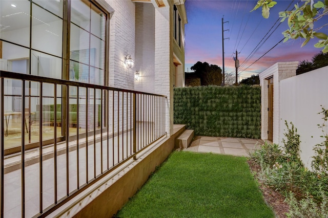 1810 Dunlavy St, Houston, TX 77006 - view of yard