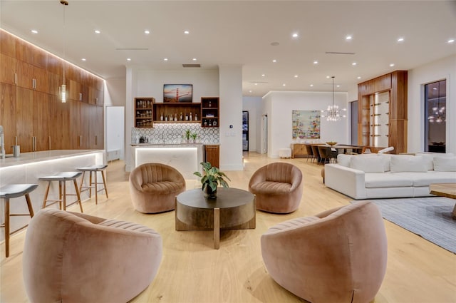 1810 Dunlavy St, Houston, TX 77006 - community lobby with recessed lighting