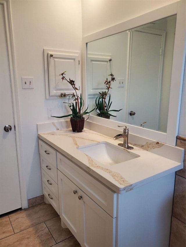 13002 Nantucket Dr, Sugar Land, TX 77478 - bathroom featuring vanity