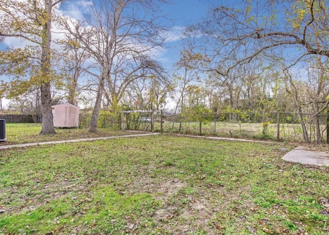 view of yard with fence