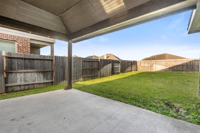 5135 Dunstable Manor Ln, Rosharon, TX 77583 - view of yard with a patio