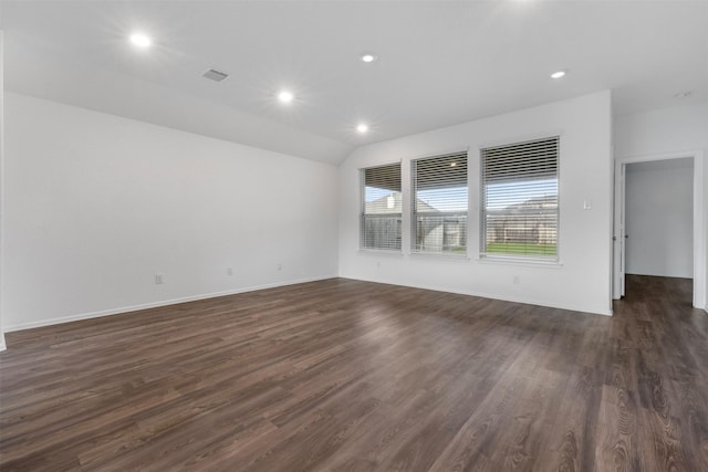 5135 Dunstable Manor Ln, Rosharon, TX 77583 - empty room featuring dark wood finished floors, recessed lighting, vaulted ceiling, and baseboards