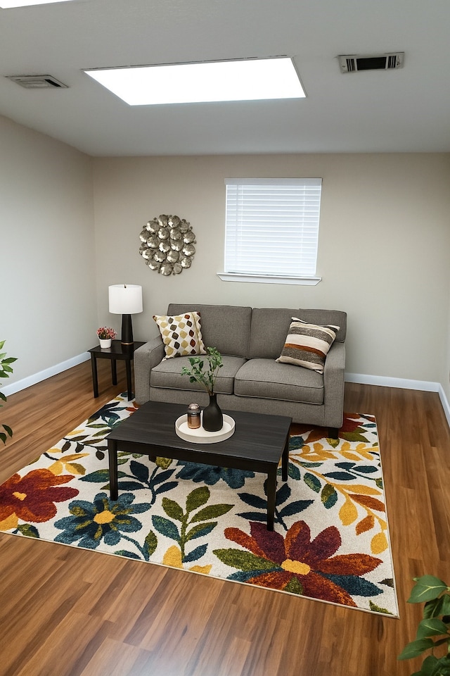 1372 Apache Dr, Montgomery, TX 77316 - living area with wood finished floors
