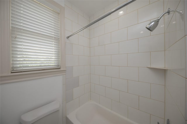 3249 Maxroy St, Houston, TX 77008 - full bathroom with shower / bath combination and toilet