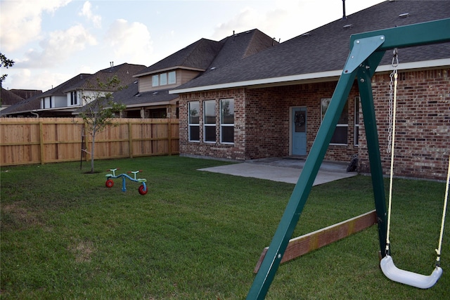 4321 Juniper Ln, Deer Park, TX 77536 - view of yard with a patio
