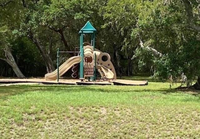 33418 Blue Marlin Dr, Richwood, TX 77515
