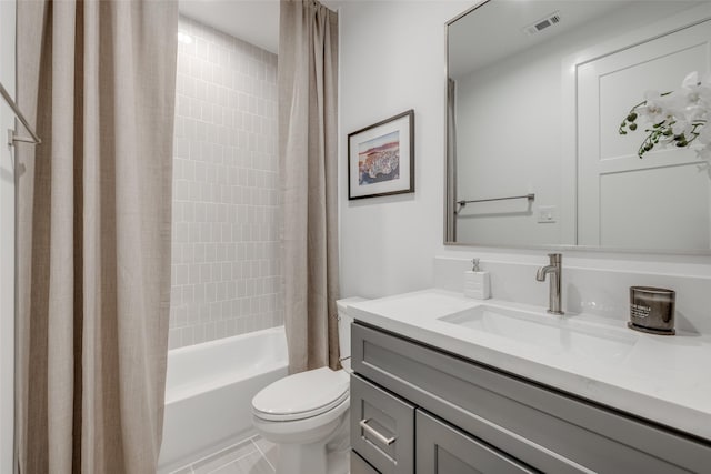 2113 Huldy St, Houston, TX 77019 - bathroom with vanity, toilet, and shower / bath combo