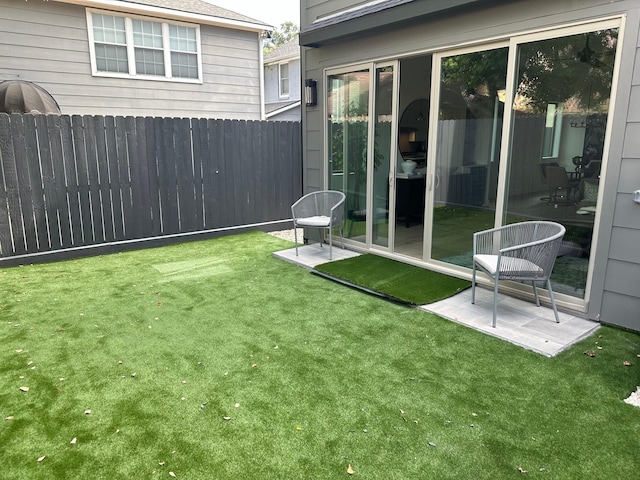 2113 Huldy St, Houston, TX 77019 - view of yard